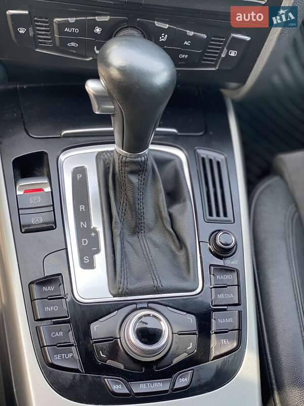 Седан Audi A4 2010 в Виннице