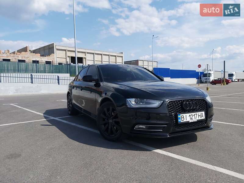 Седан Audi A4 2013 в Полтаве