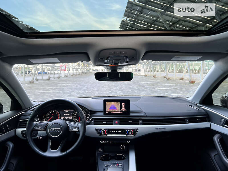 Седан Audi A4 2017 в Львові