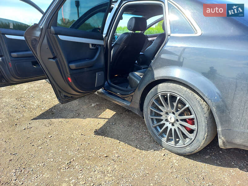 Седан Audi A4 2003 в Балті