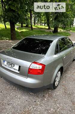 Седан Audi A4 2001 в Сумах