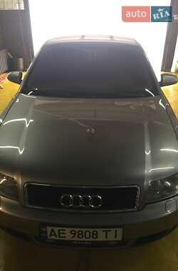 Седан Audi A4 2001 в Днепре