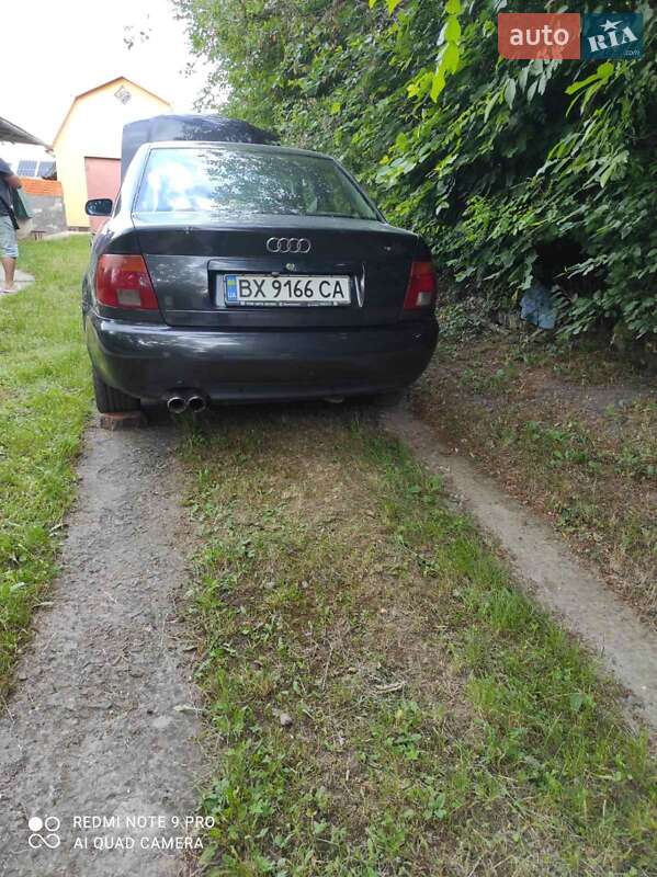 Седан Audi A4 1996 в Хмельницком