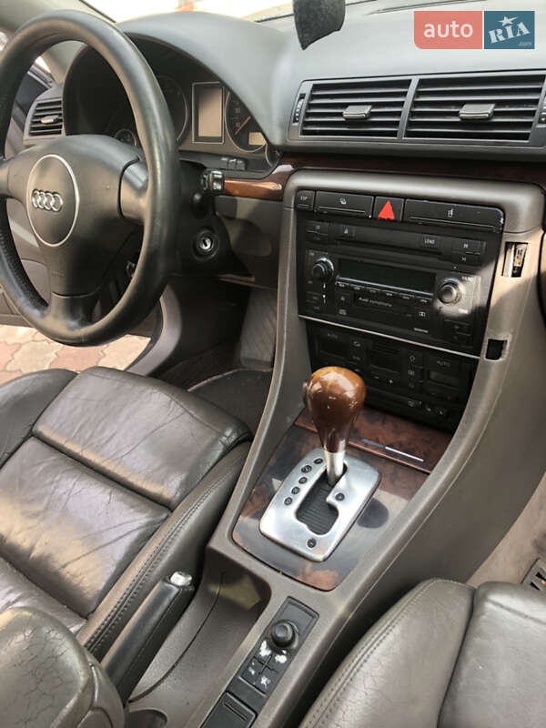 Универсал Audi A4 2003 в Терновке