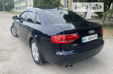 Седан Audi A4 2009 в 