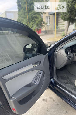 Седан Audi A4 2009 в 