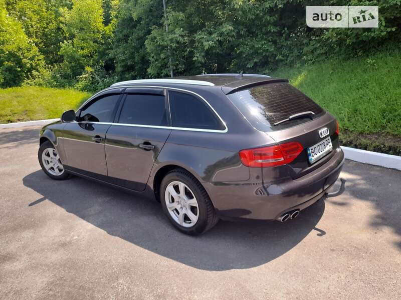Универсал Audi A4 2008 в Мостиске