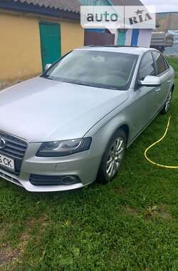 Седан Audi A4 2011 в Конотопі