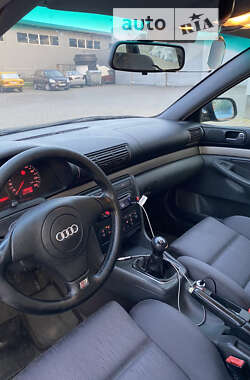 Универсал Audi A4 1999 в 