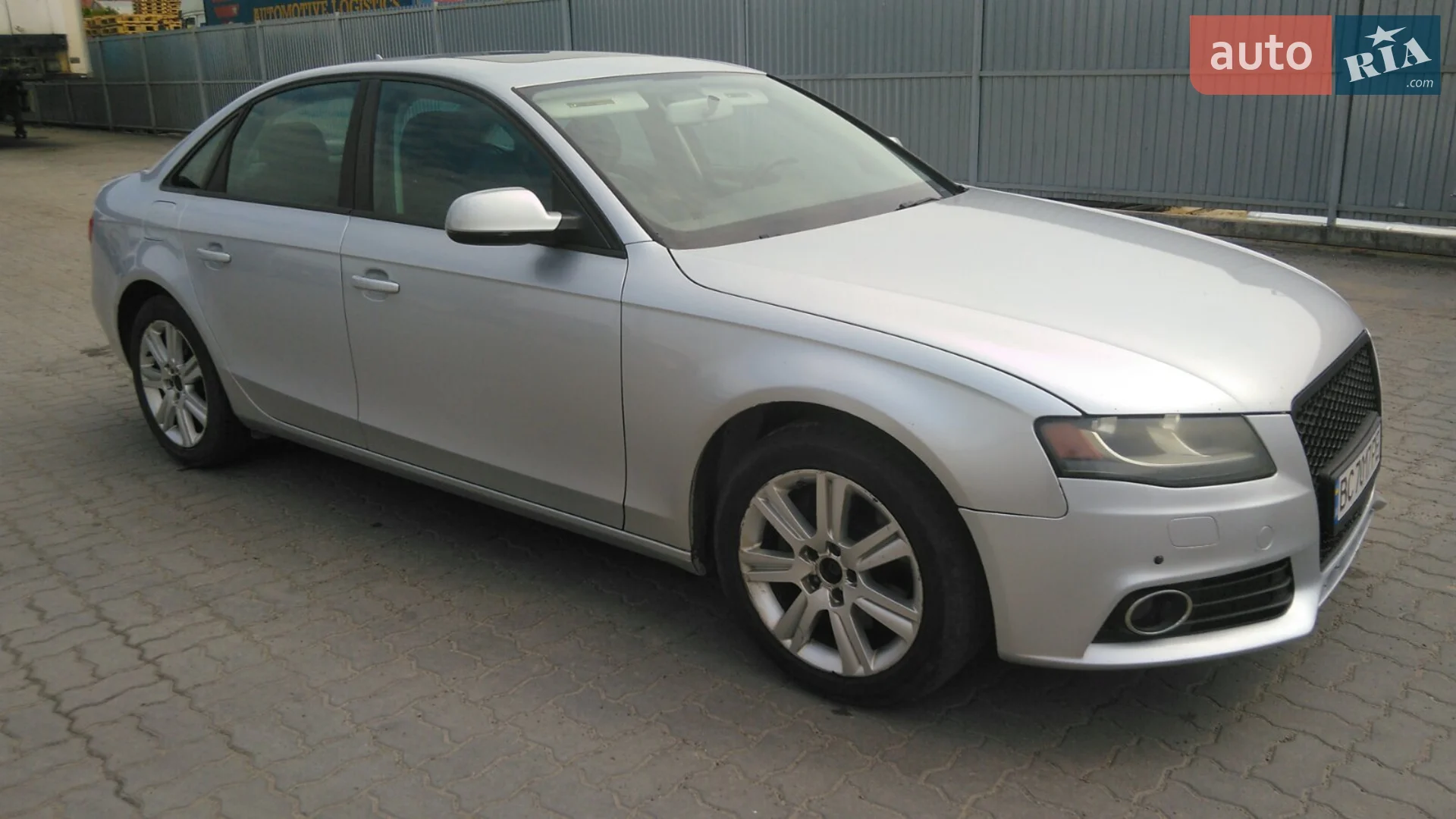 2010 Audi A4 - мініатюра 5