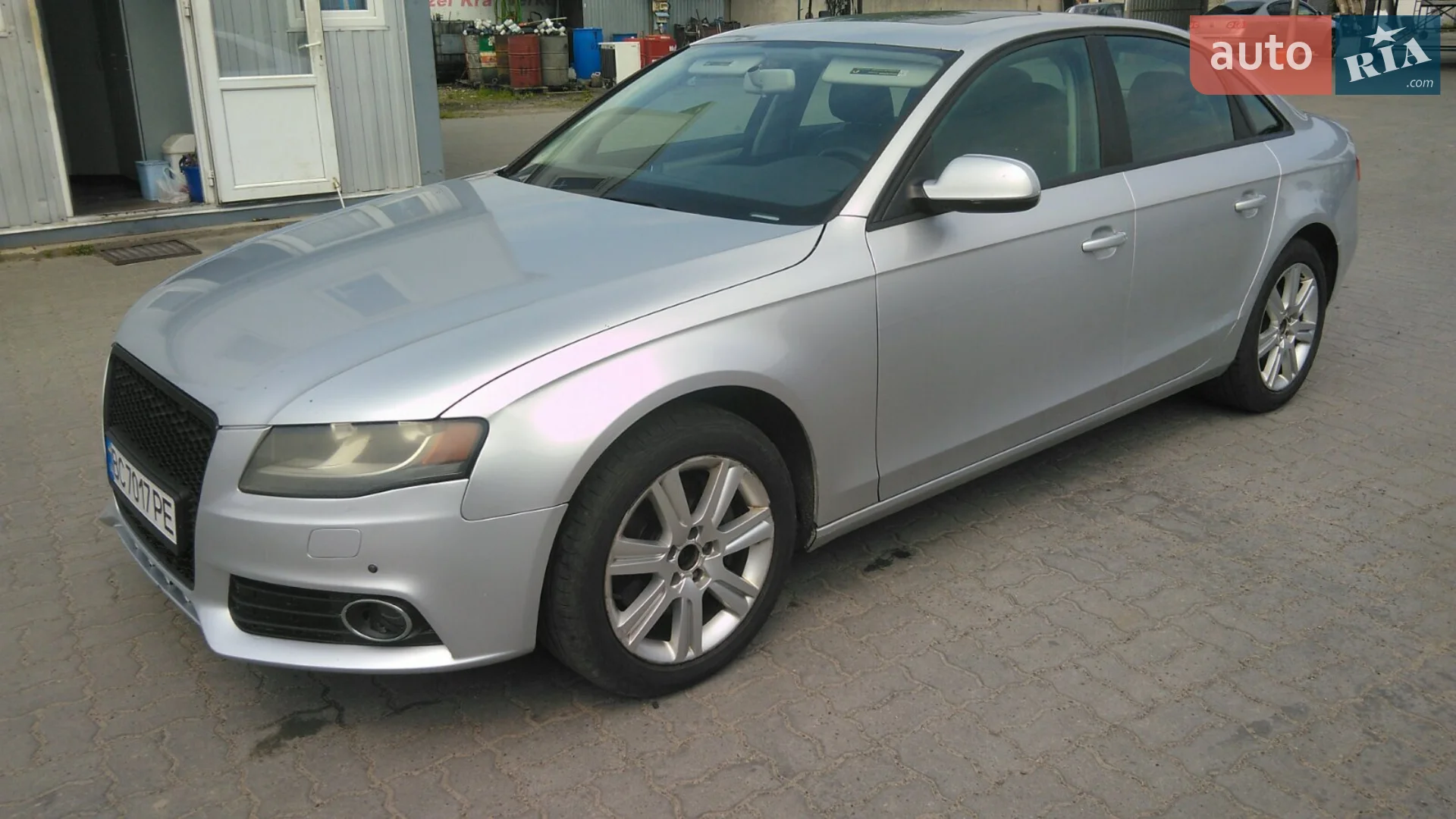 2010 Audi A4 - мініатюра 4
