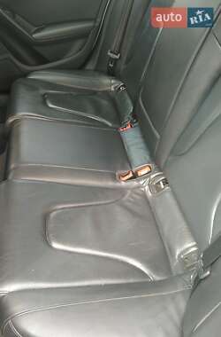 Седан Audi A4 2010 в Львове