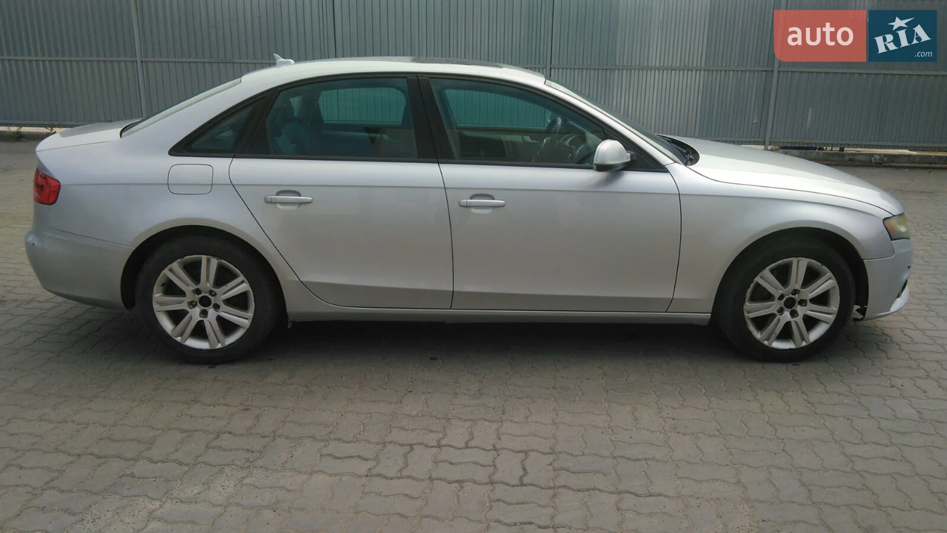 2010 Audi A4 - мініатюра 12