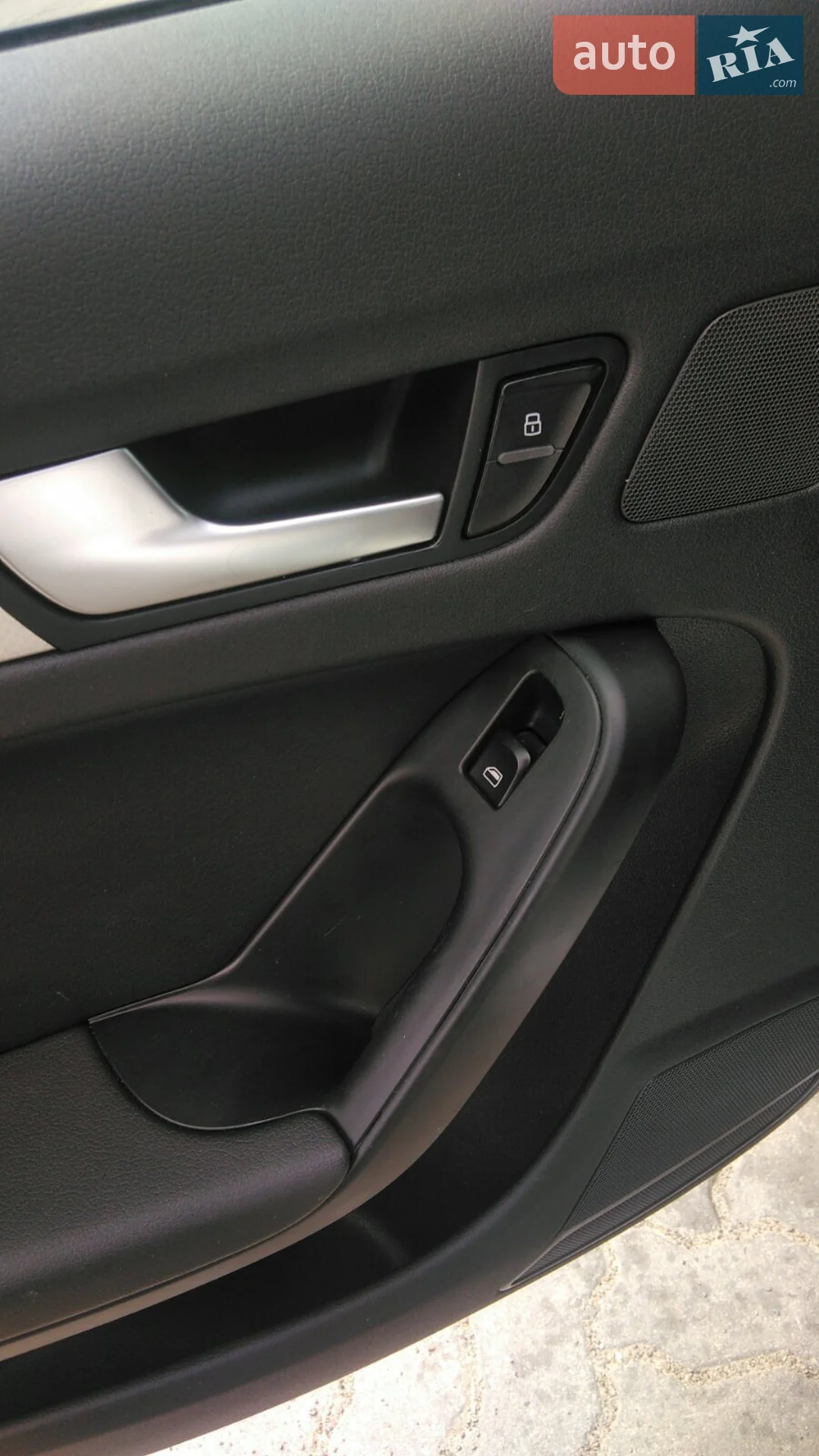 2010 Audi A4 - мініатюра 13