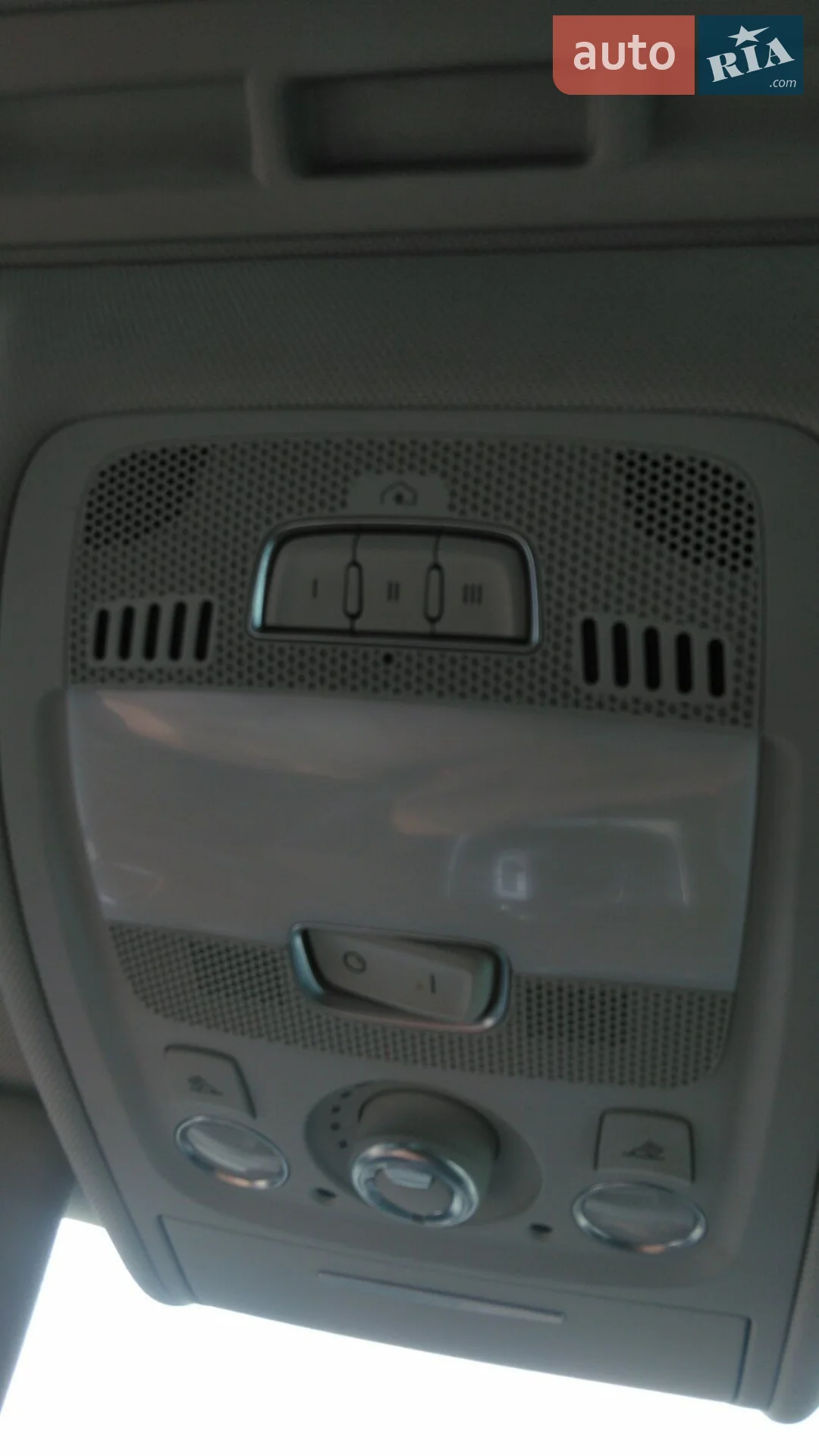 2010 Audi A4 - мініатюра 20