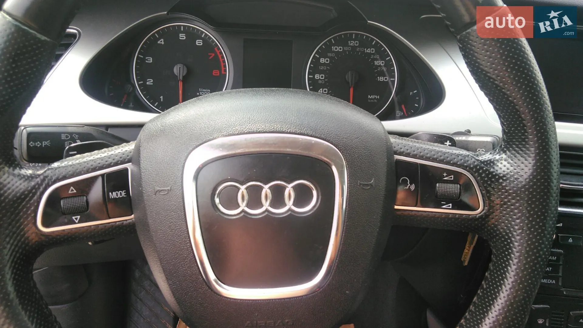 2010 Audi A4 - мініатюра 23