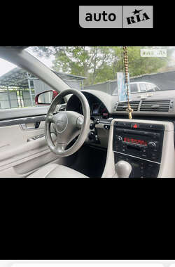 Седан Audi A4 2003 в Овидиополе