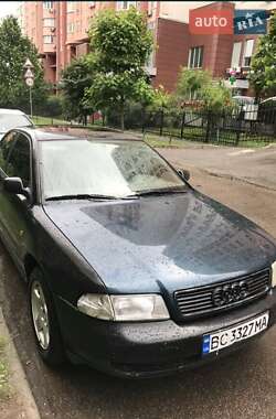 Седан Audi A4 1998 в Киеве