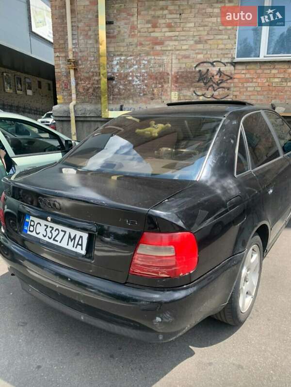 Седан Audi A4 1998 в Киеве
