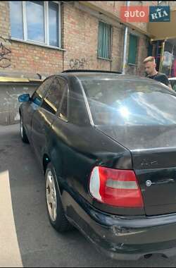 Седан Audi A4 1998 в Киеве