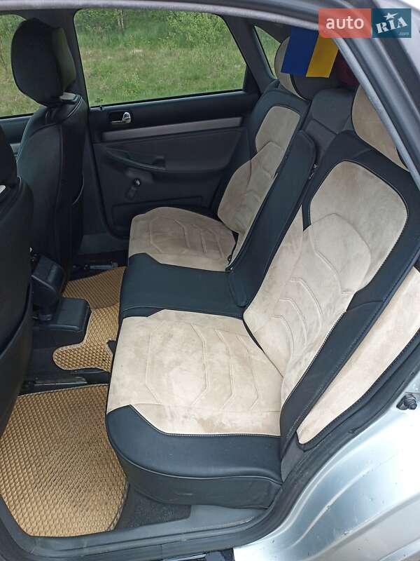 Седан Audi A4 1998 в Любешове
