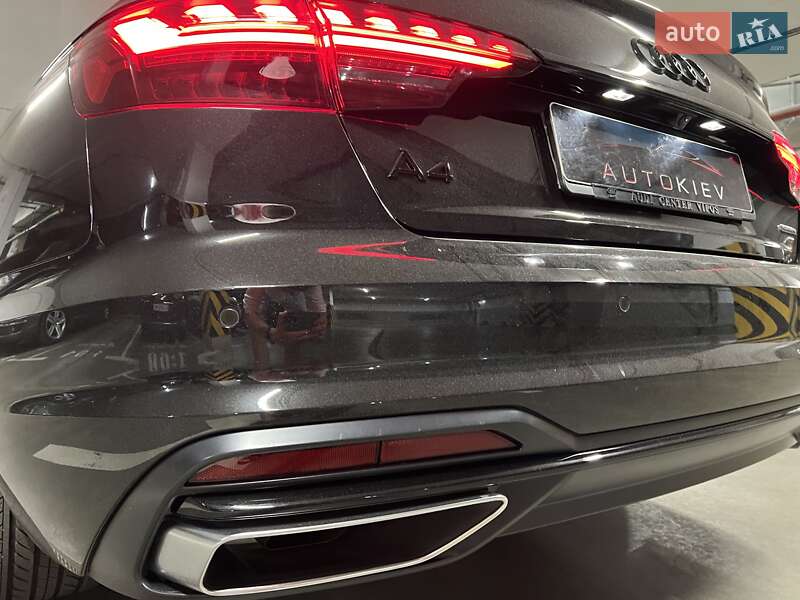 Седан Audi A4 2022 в Києві