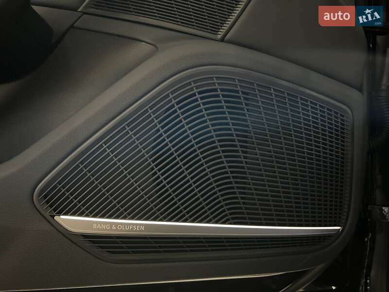 Седан Audi A4 2022 в Києві