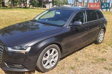 Универсал Audi A4 2012 в Сарнах