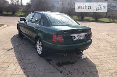 Седан Audi A4 1998 в Луцке