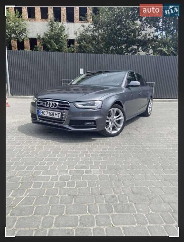 Седан Audi A4 2015 в Львове