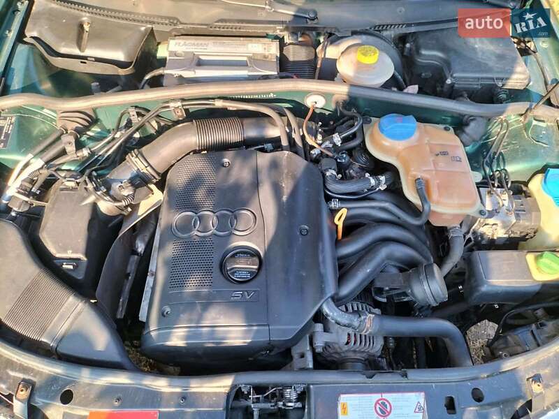 Універсал Audi A4 1998 в Фастові