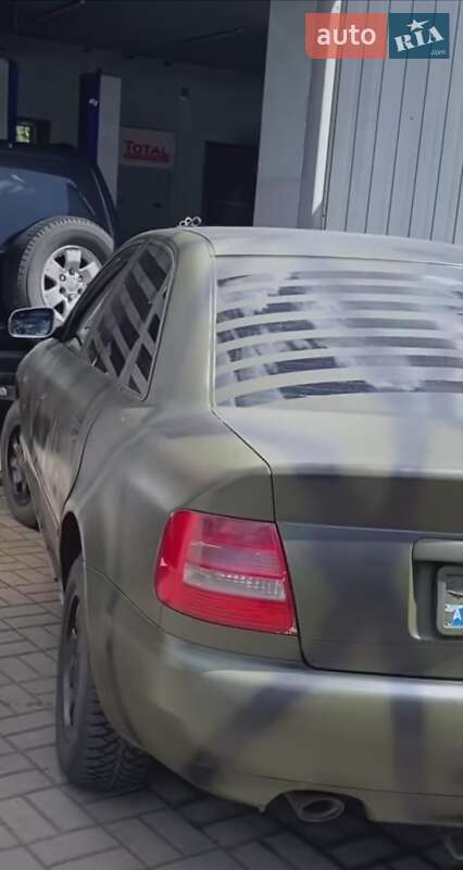 Универсал Audi A4 1995 в Кременчуге фото 2 Универсал Audi A4 1995 в Кременчуге