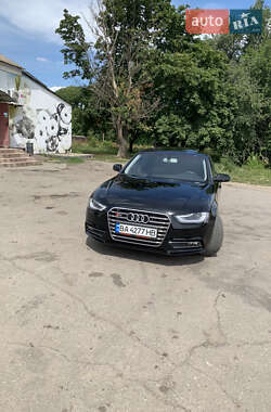 Седан Audi A4 2012 в Гайвороне