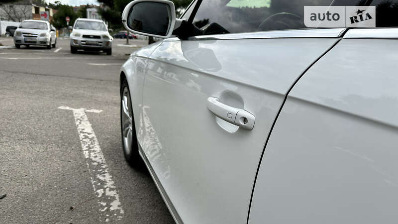 Седан Audi A4 2013 в Одессе