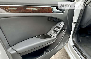 Седан Audi A4 2013 в 