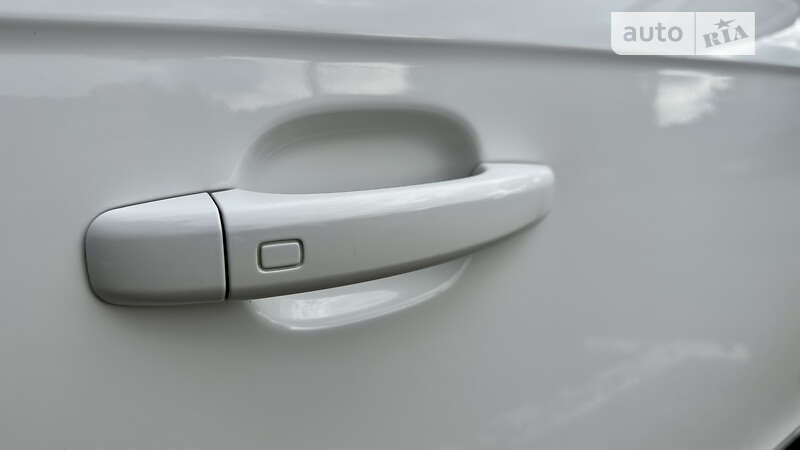 Седан Audi A4 2013 в Одессе
