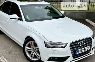 Седан Audi A4 2013 в 