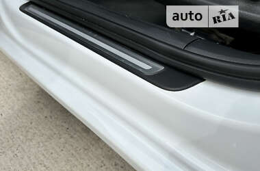 Седан Audi A4 2013 в 