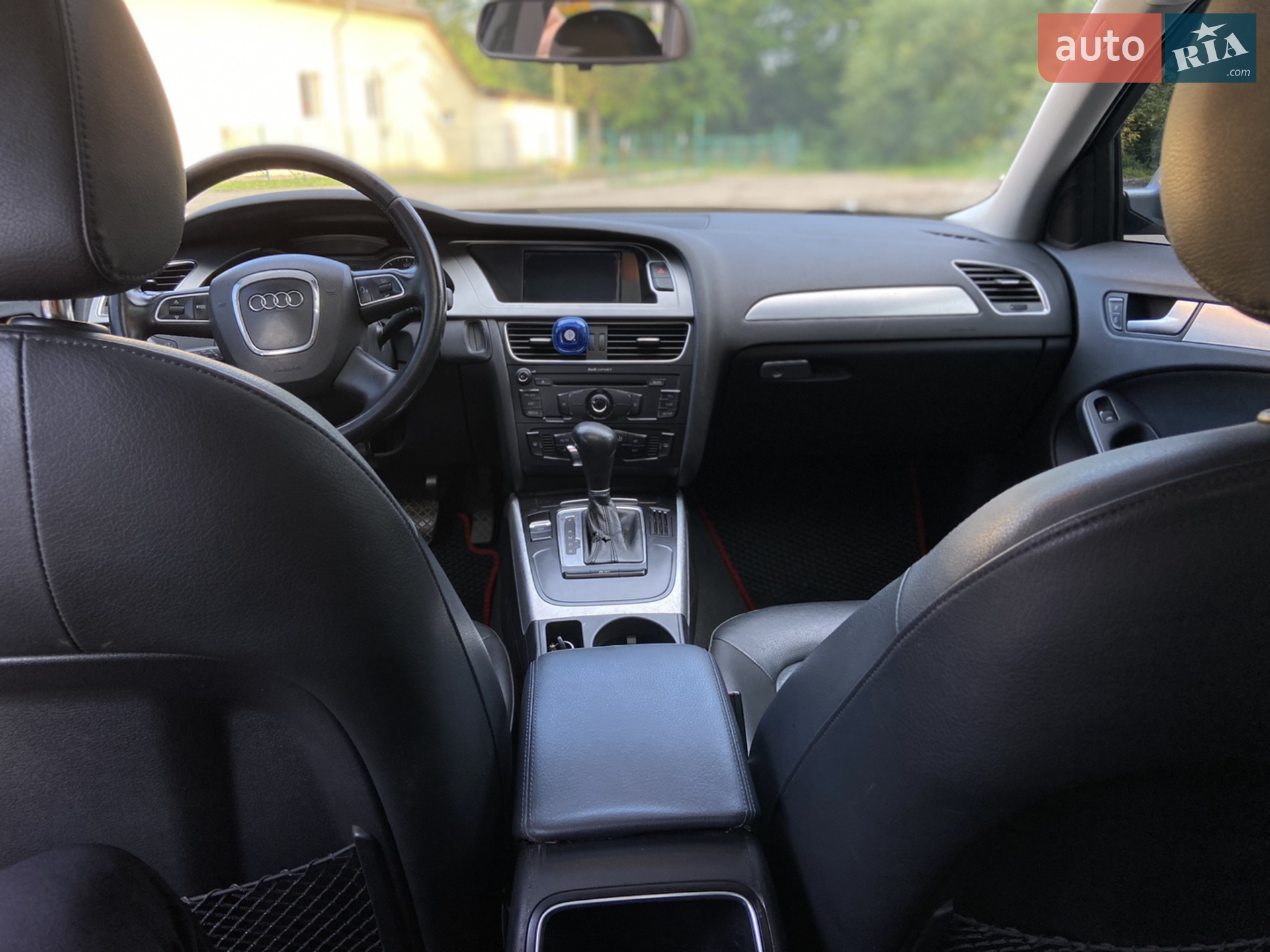 2011 Audi A4 - мініатюра 32