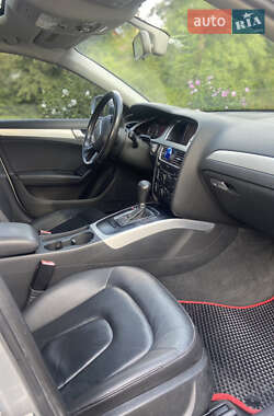 Седан Audi A4 2011 в Самборі