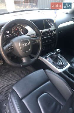 Седан Audi A4 2011 в Мукачево