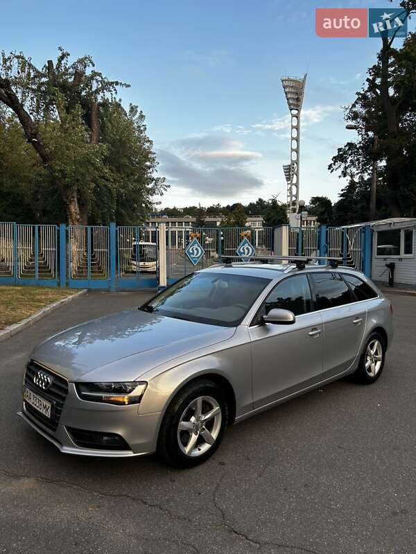 Универсал Audi A4 2014 в Киеве