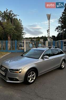 Универсал Audi A4 2014 в 