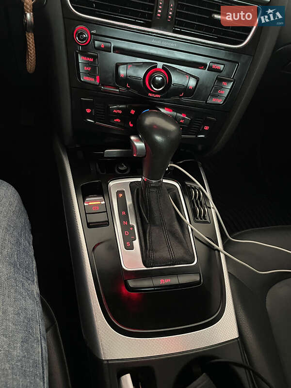 Седан Audi A4 2011 в Стрые