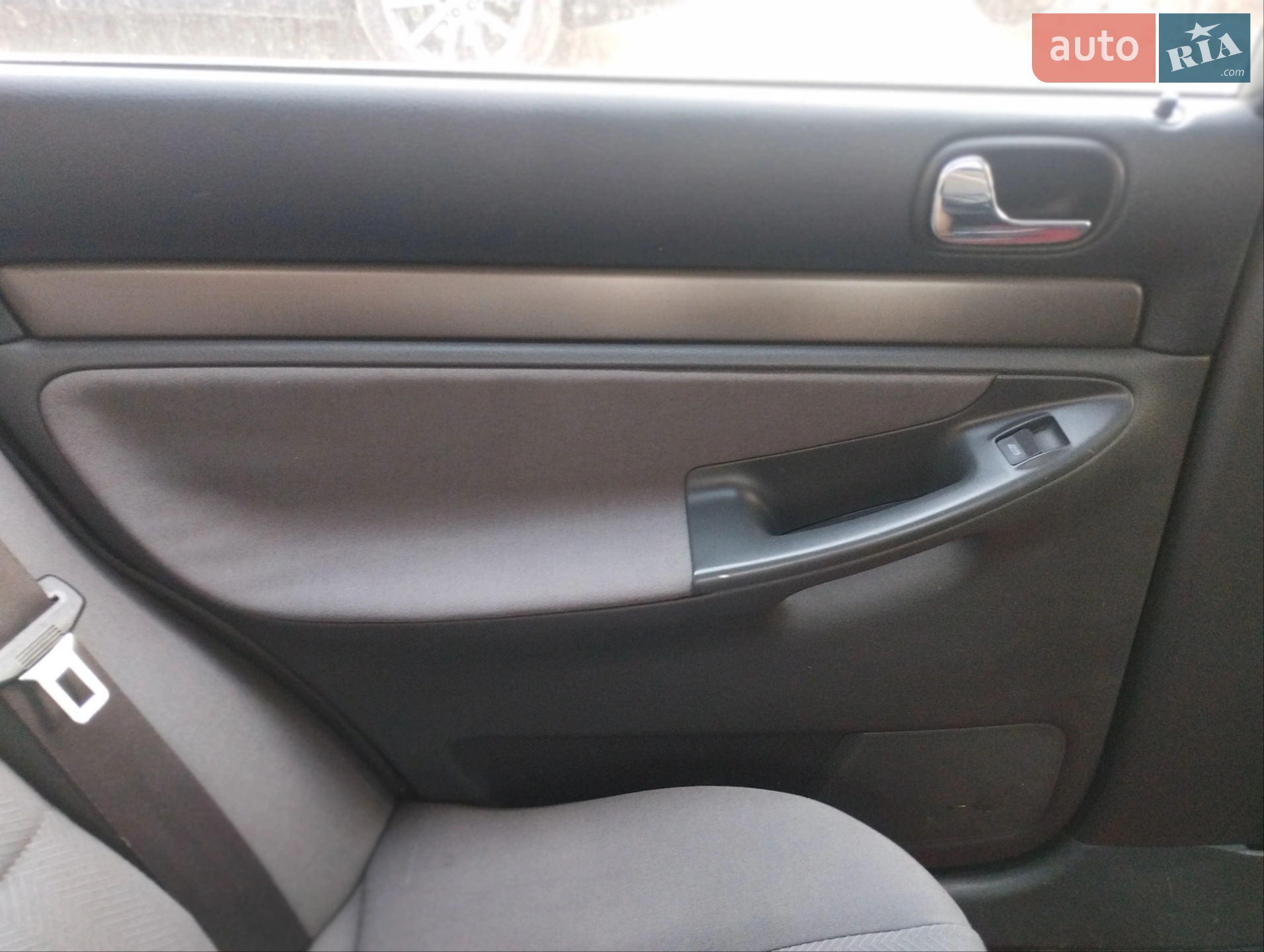 Audi A4 1999 VIN WAUZZZ8DZWA167707 фото оголошення 15 з 24