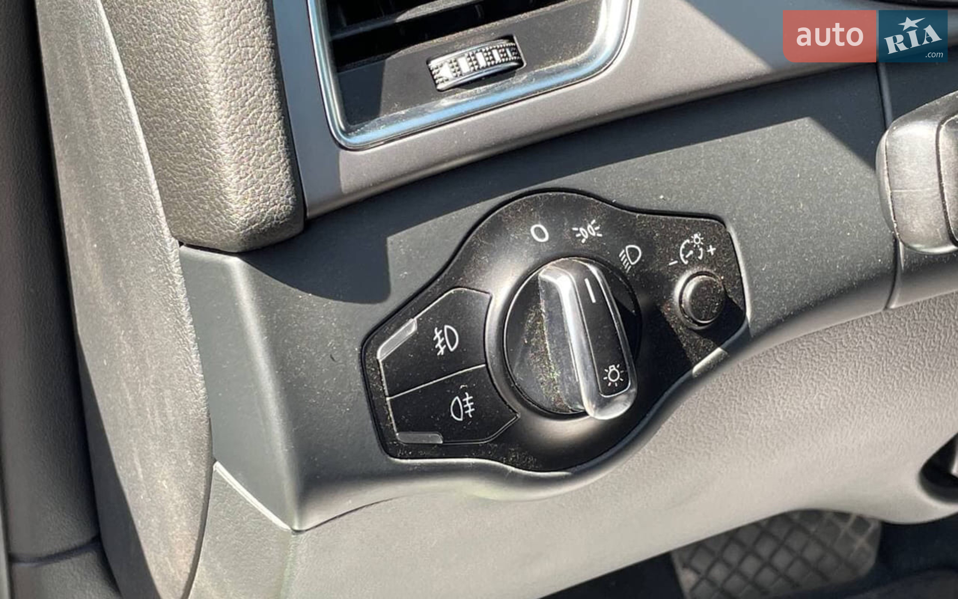 2013 Audi A4 - мініатюра 8