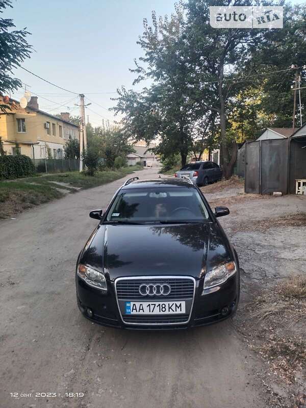 Универсал Audi A4 2005 в Днепре