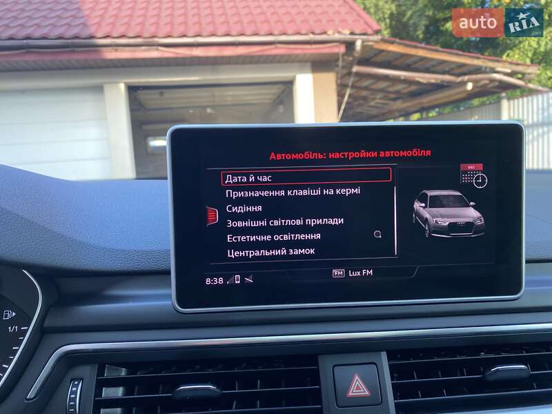 Универсал Audi A4 2018 в Киеве