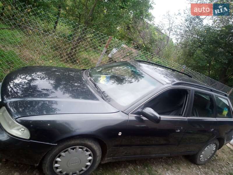 Універсал Audi A4 1998 в Івано-Франківську