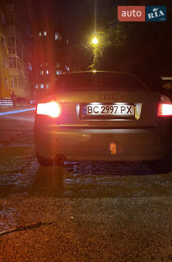 Седан Audi A4 2004 в Львові